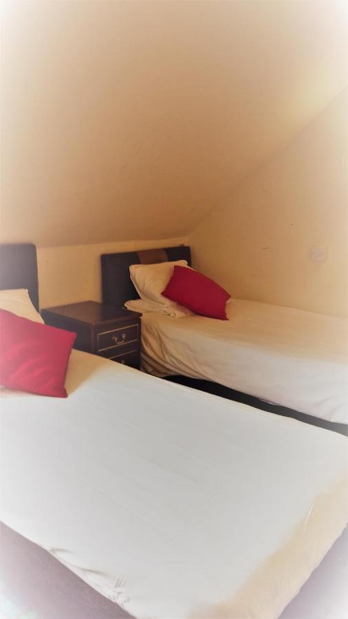 The Anchorage Hotel ทรูน ภายนอก รูปภาพ