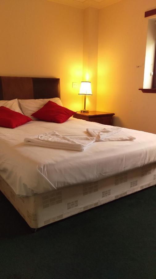 The Anchorage Hotel ทรูน ภายนอก รูปภาพ